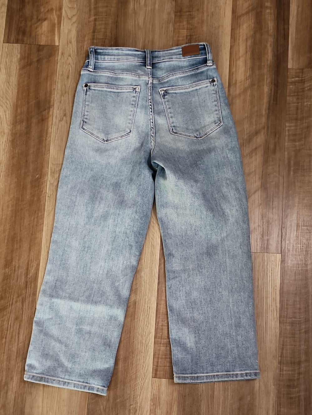 Judy Blue High-Rise Light Wash Button-Fly Jeans - Picture 5 of 6